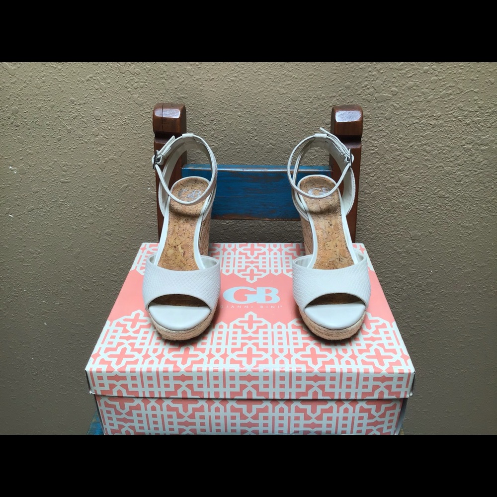 Gianni Bini Be True